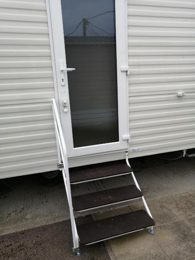 709 Seawick Villa Jaywick Sands Luaran gambar