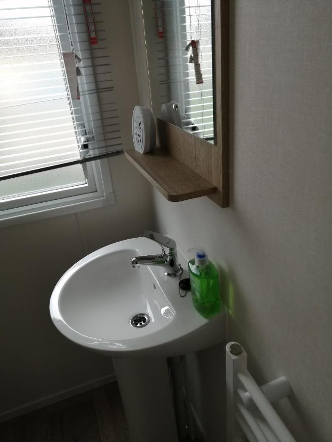709 Seawick Villa Jaywick Sands Luaran gambar