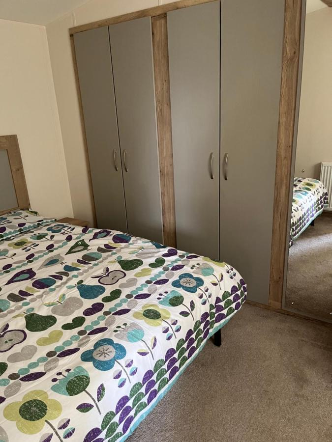 709 Seawick Villa Jaywick Sands Luaran gambar